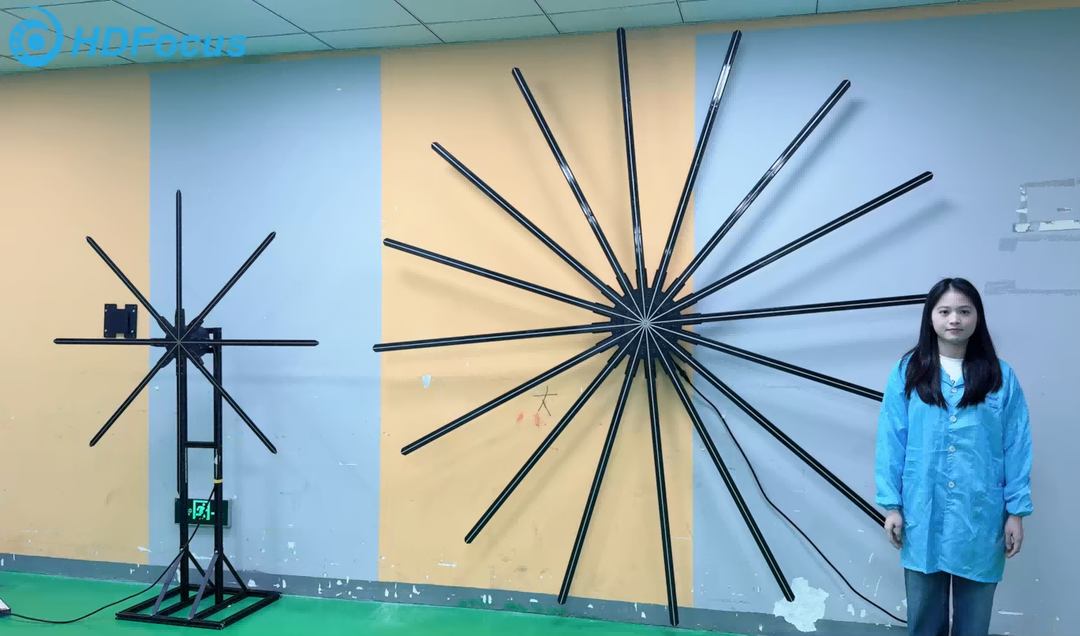 How to make a 3D holographic fan How to make a 3D holographic fan